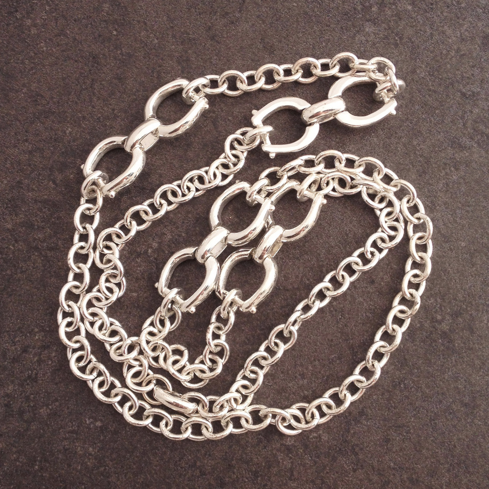 Bold Silver Tone Open Link Fashion Necklace